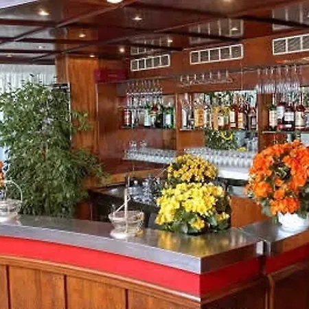 San Carlo 3*