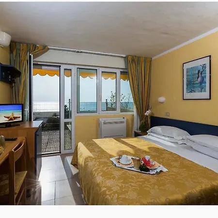 فندق San Carlo مارينا دي بييتراسانْت